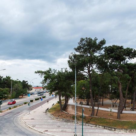 Paralion Town Apartments อเล็กซานโดรโพลิส ภายนอก รูปภาพ