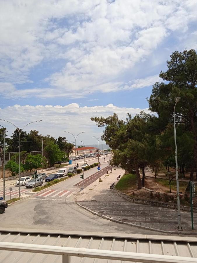 Paralion Town Apartments อเล็กซานโดรโพลิส ภายนอก รูปภาพ