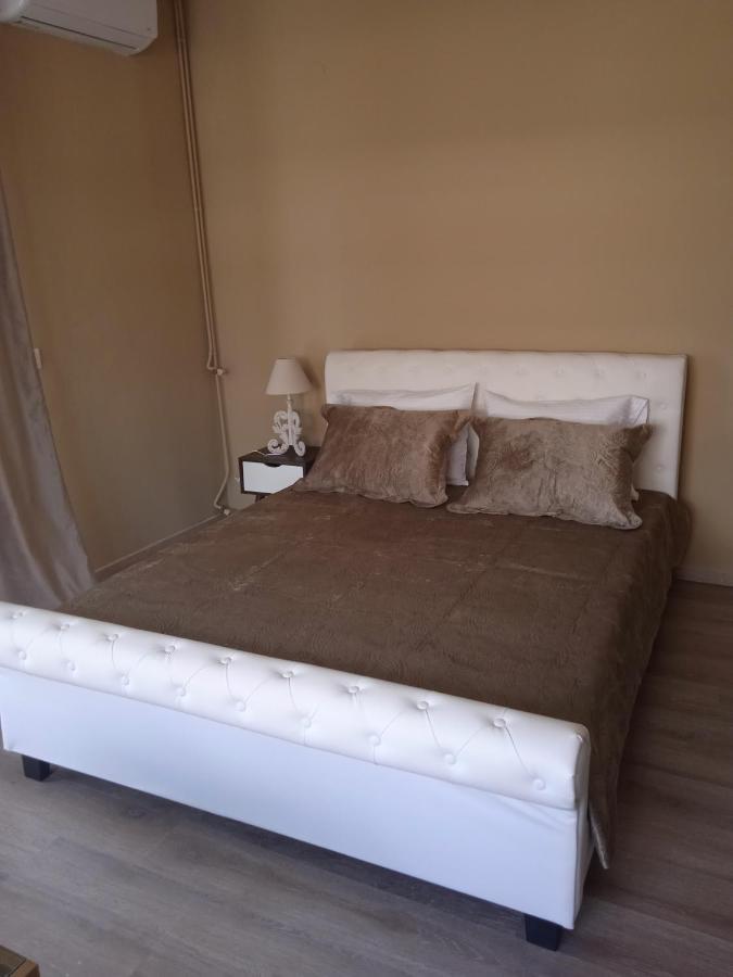Paralion Town Apartments อเล็กซานโดรโพลิส ภายนอก รูปภาพ