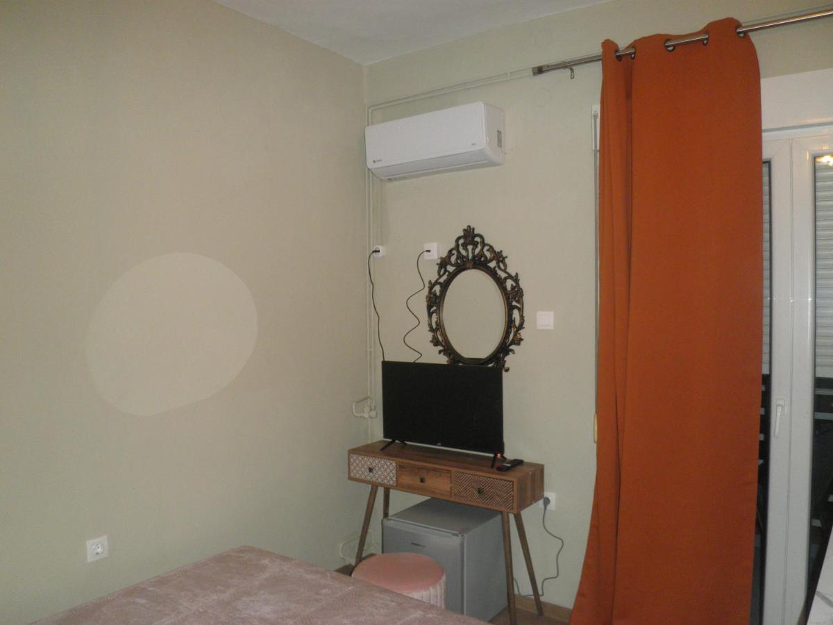 Paralion Town Apartments อเล็กซานโดรโพลิส ภายนอก รูปภาพ