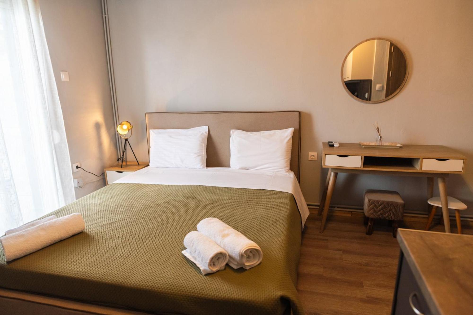 Paralion Town Apartments อเล็กซานโดรโพลิส ภายนอก รูปภาพ